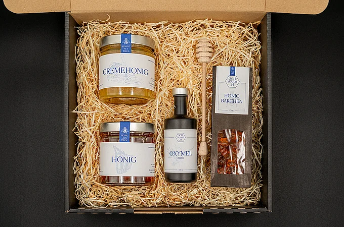 Honig 500g | Cremehonig 500g | Oxymel Zirbe 100ml | Honigbärchen | Honiglöffel